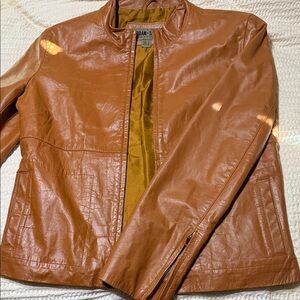Elegant Tan Leather Jacket